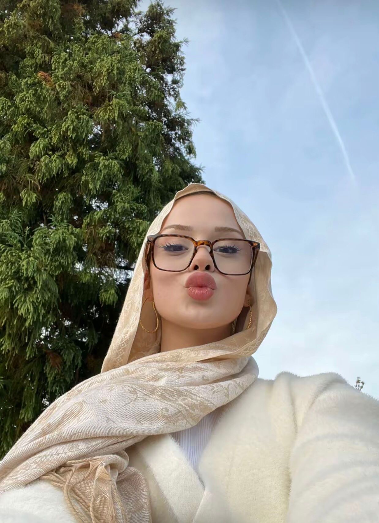 Samankaya Kadın Gibi Kadın Escort Bayan Emine