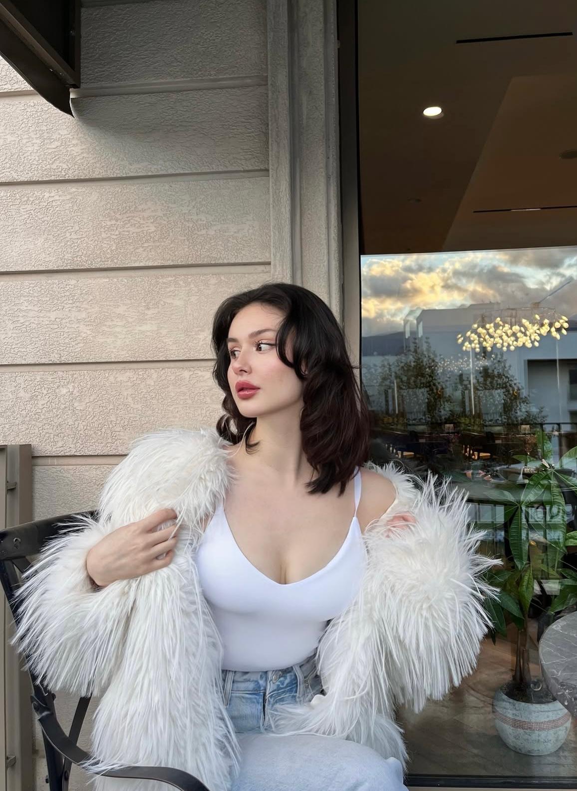 Üzengili Birlikte Başarı Bayan Escort Candan