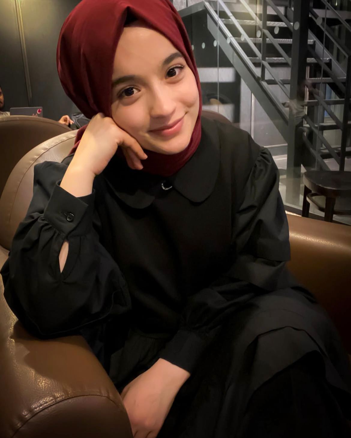 Defne Özel Hizmet Veren Bayan Escort Dila
