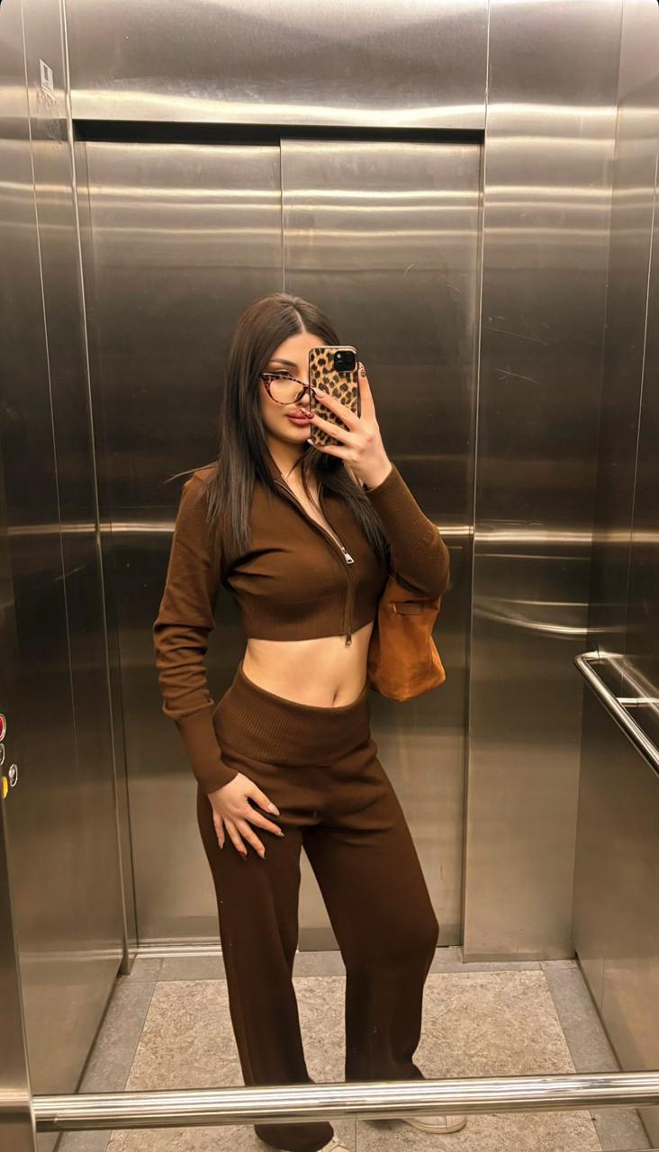 Çardaklı Arabada Görüşen Bayan Escort Vildan