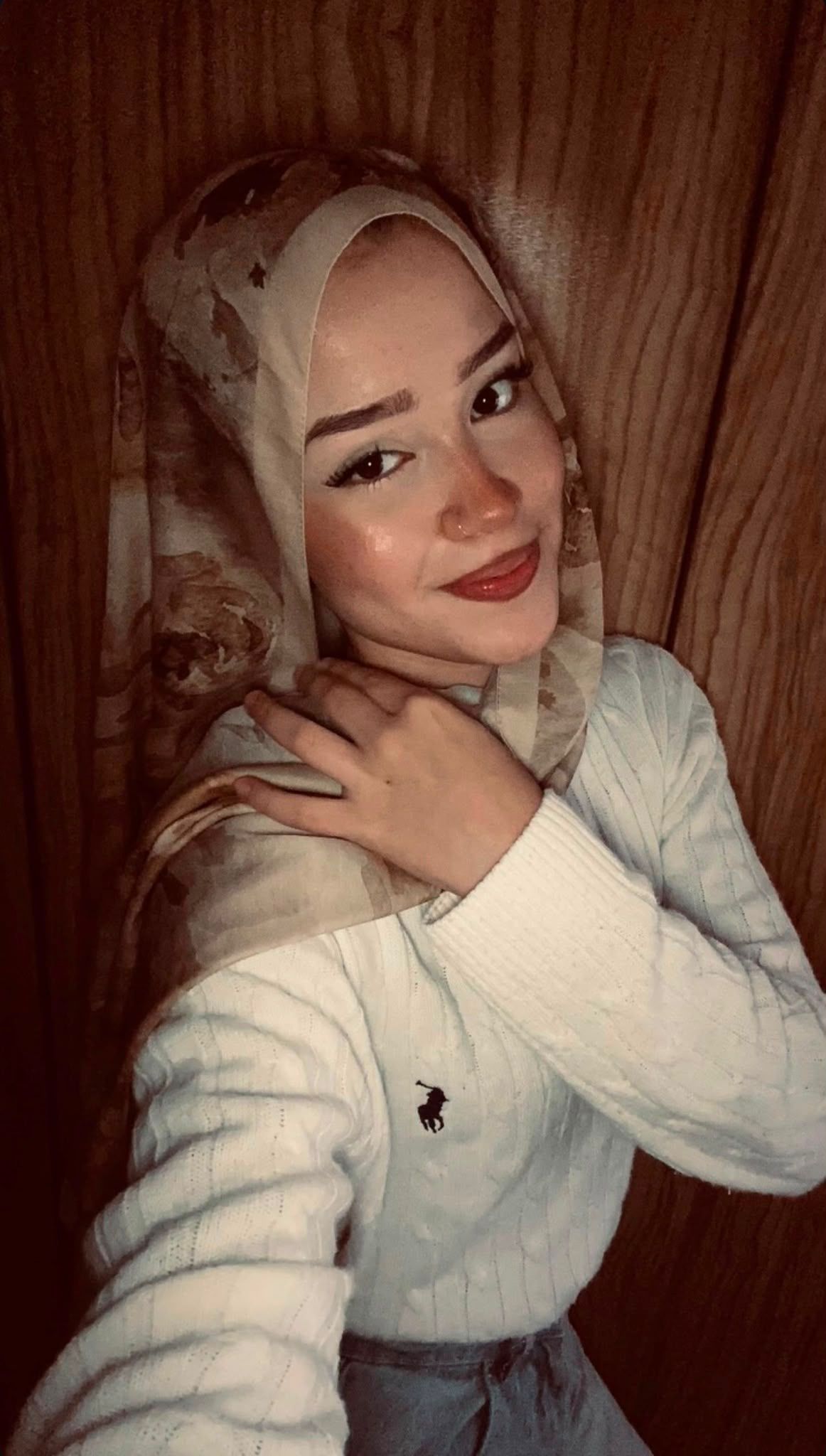 Karşıyaka Elden Ödeme Escort Bayan Müjde