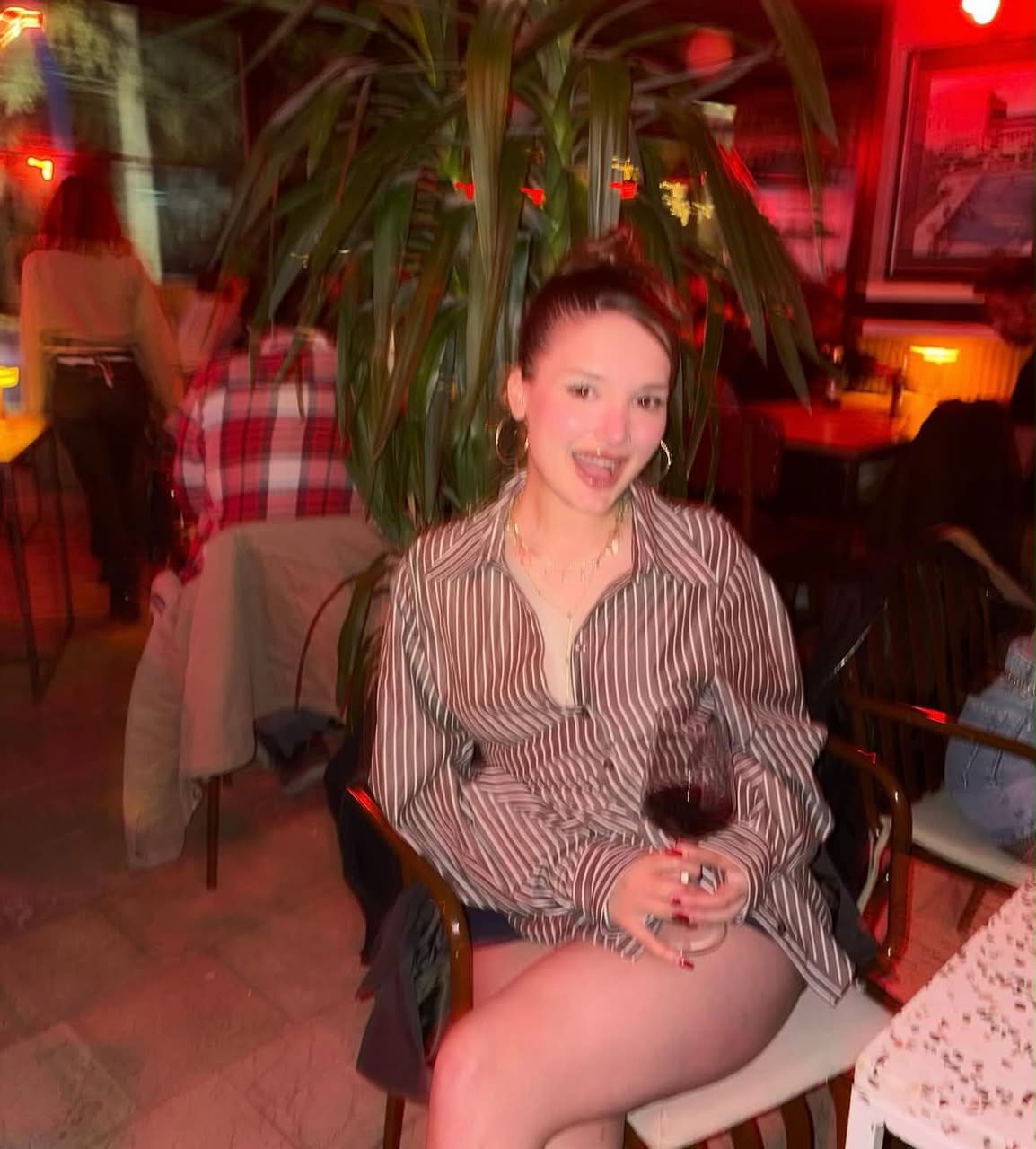 Defne Efsanevi Sevgili Escort Bayan Hilal